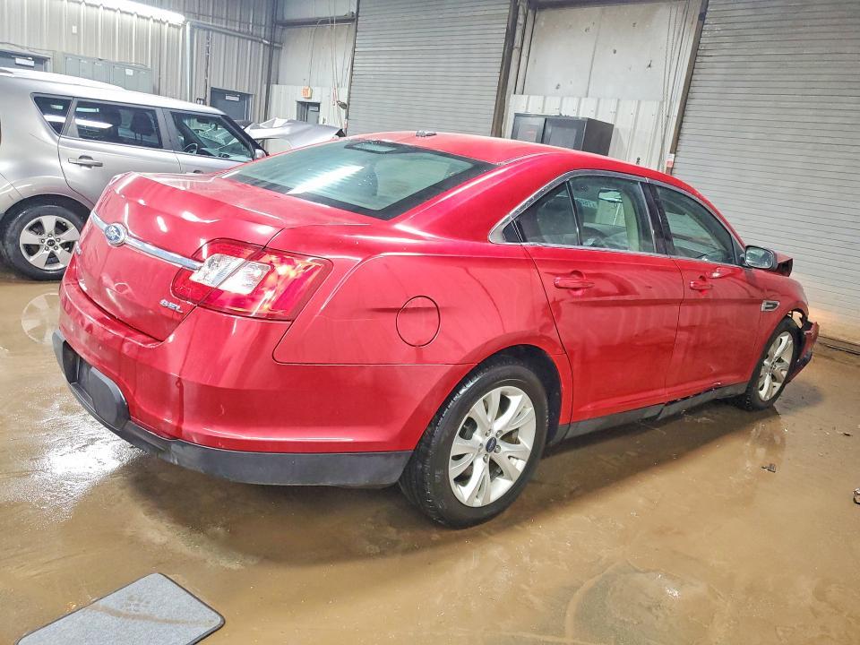 2011 Ford Taurus sel