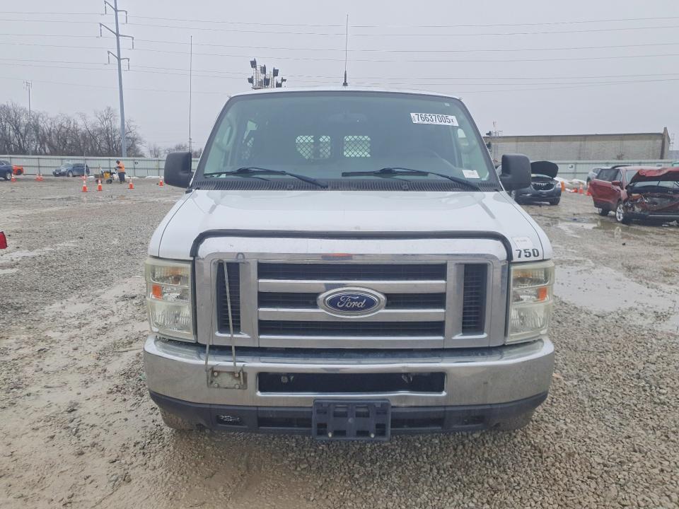 2009 Ford Econoline E250 van