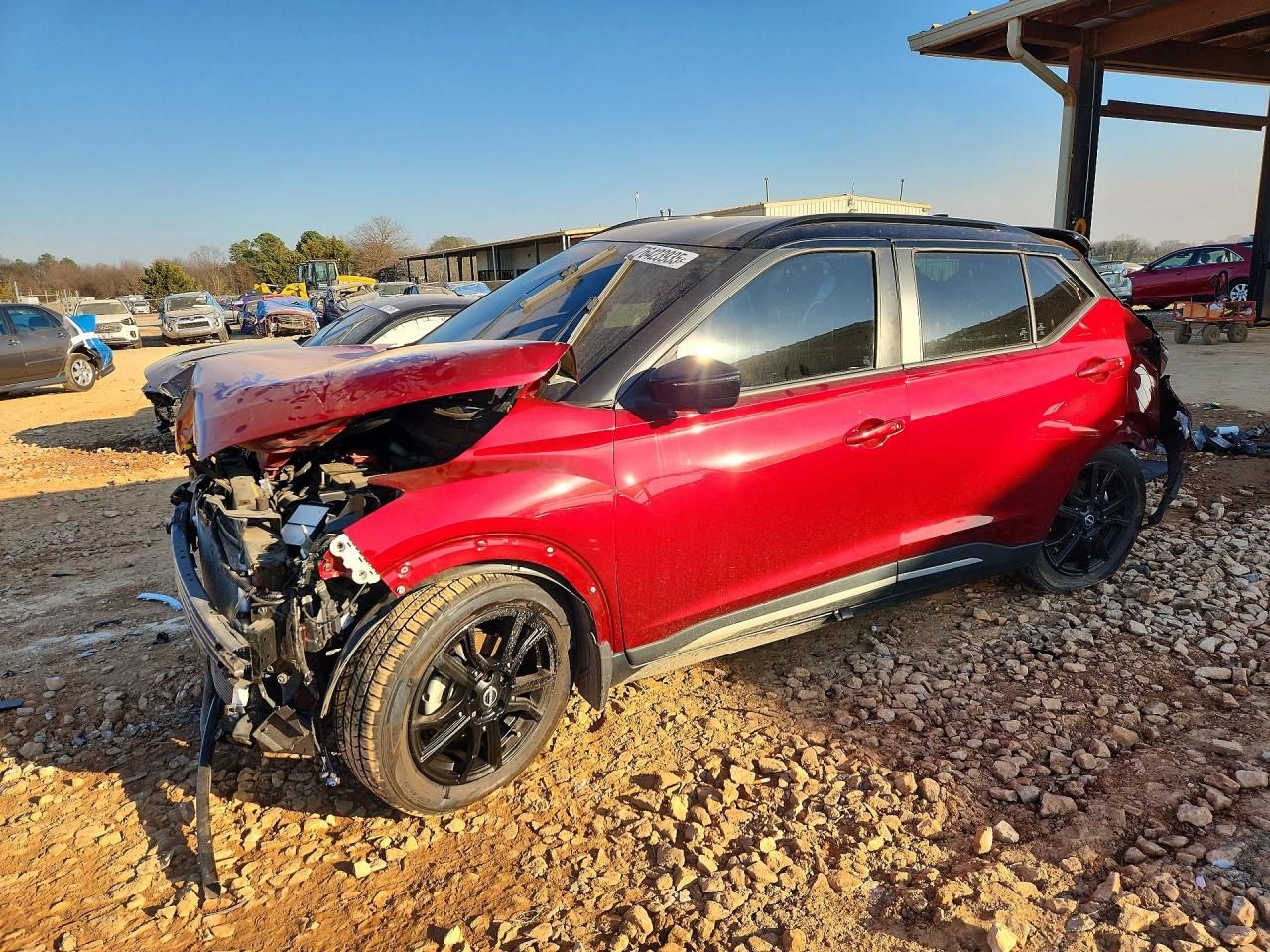 2023 Nissan Kicks sr