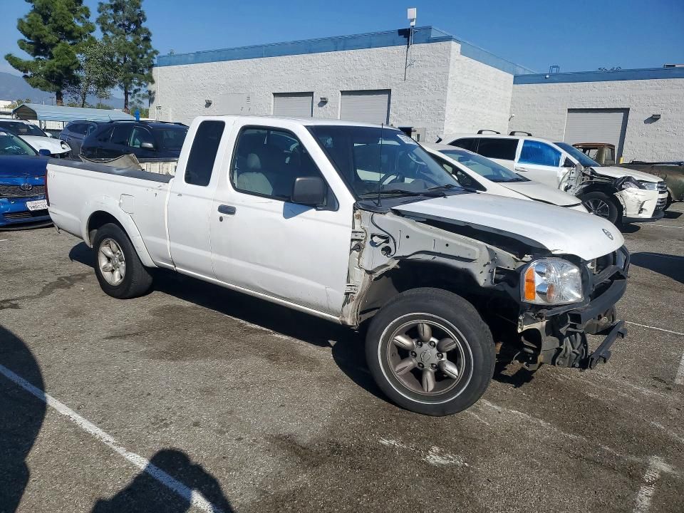2003 Nissan Frontier King cab xe