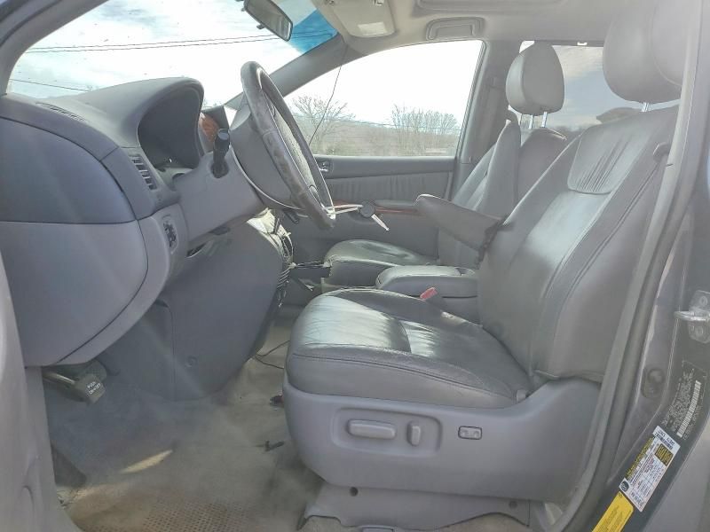 2009 Toyota Sienna xle