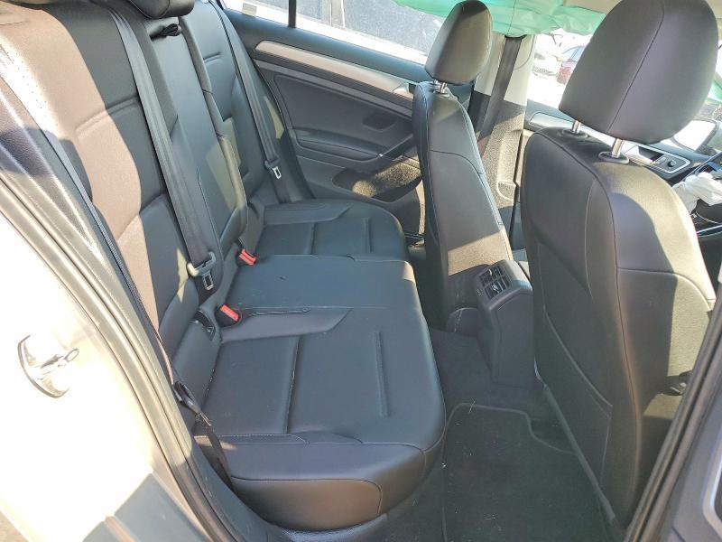 2017 Volkswagen Golf s