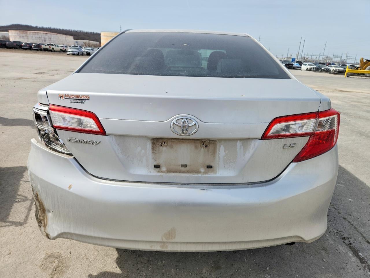 2012 Toyota Camry le
