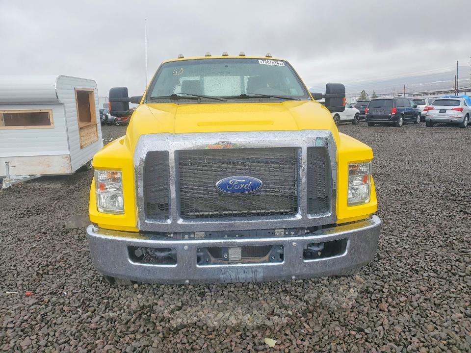 2019 Ford F650 Super Duty Rollback Truck