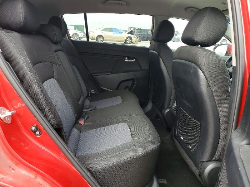 2014 KIA Sportage lx