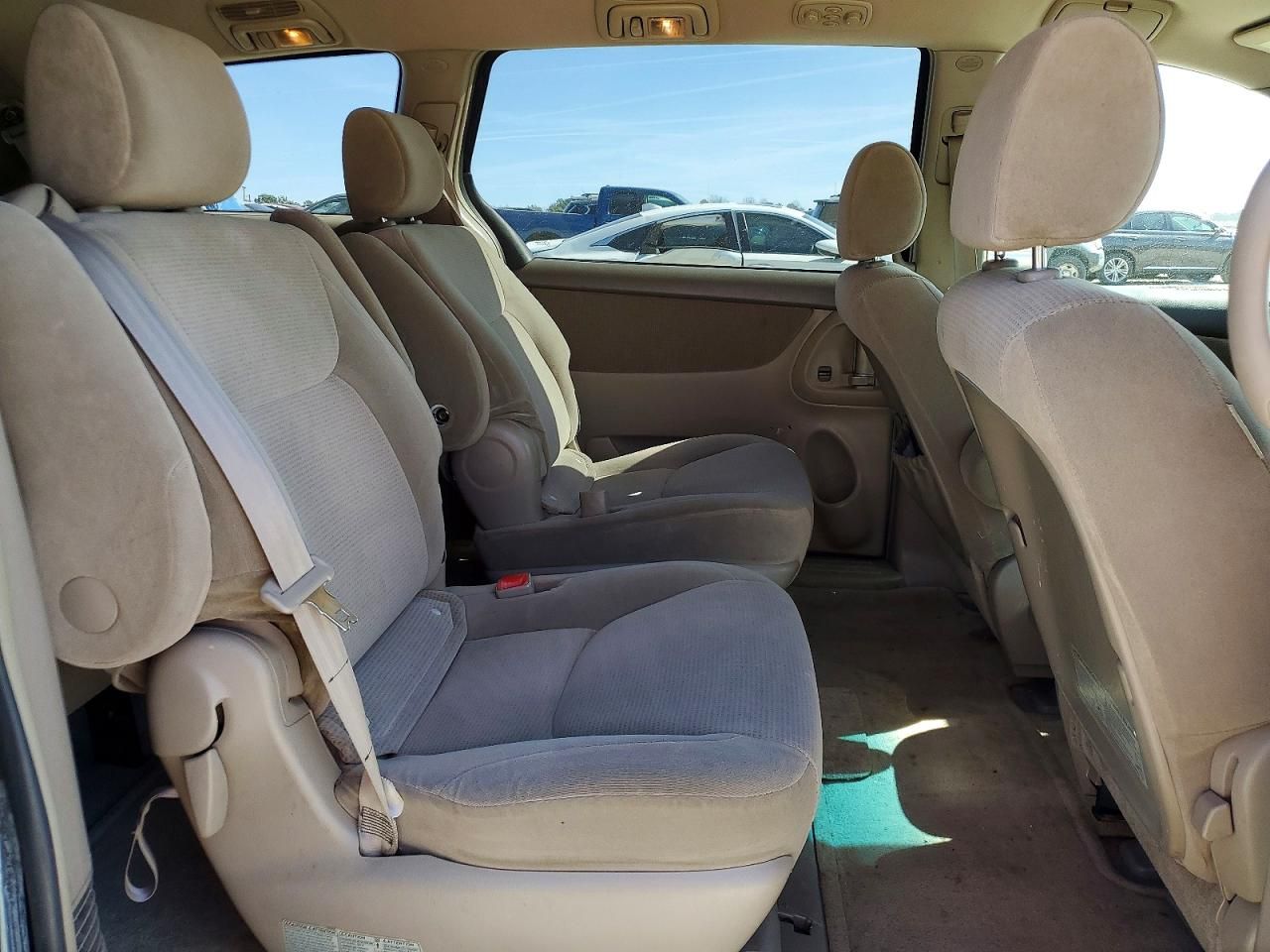 2005 Toyota Sienna ce