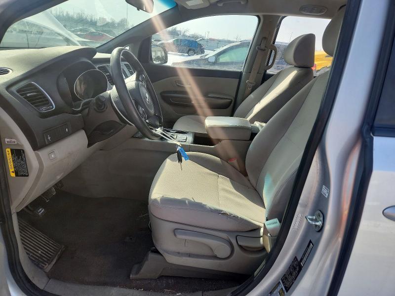 2016 KIA Sedona l