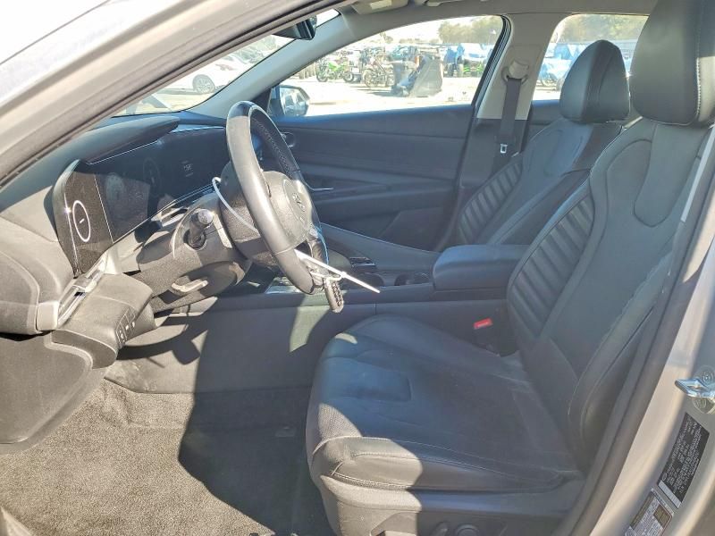 2023 Hyundai Elantra Limited