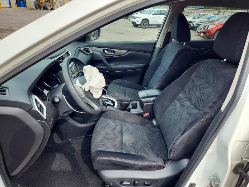 2015 Nissan Rogue sv