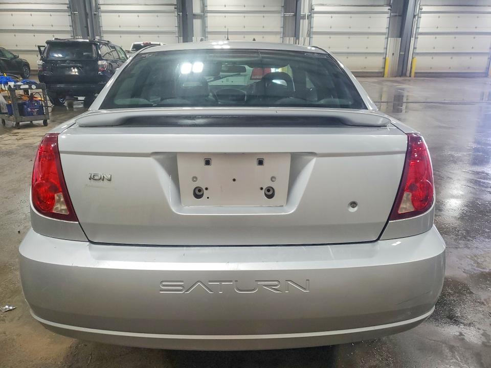 2005 Saturn Ion Level 2