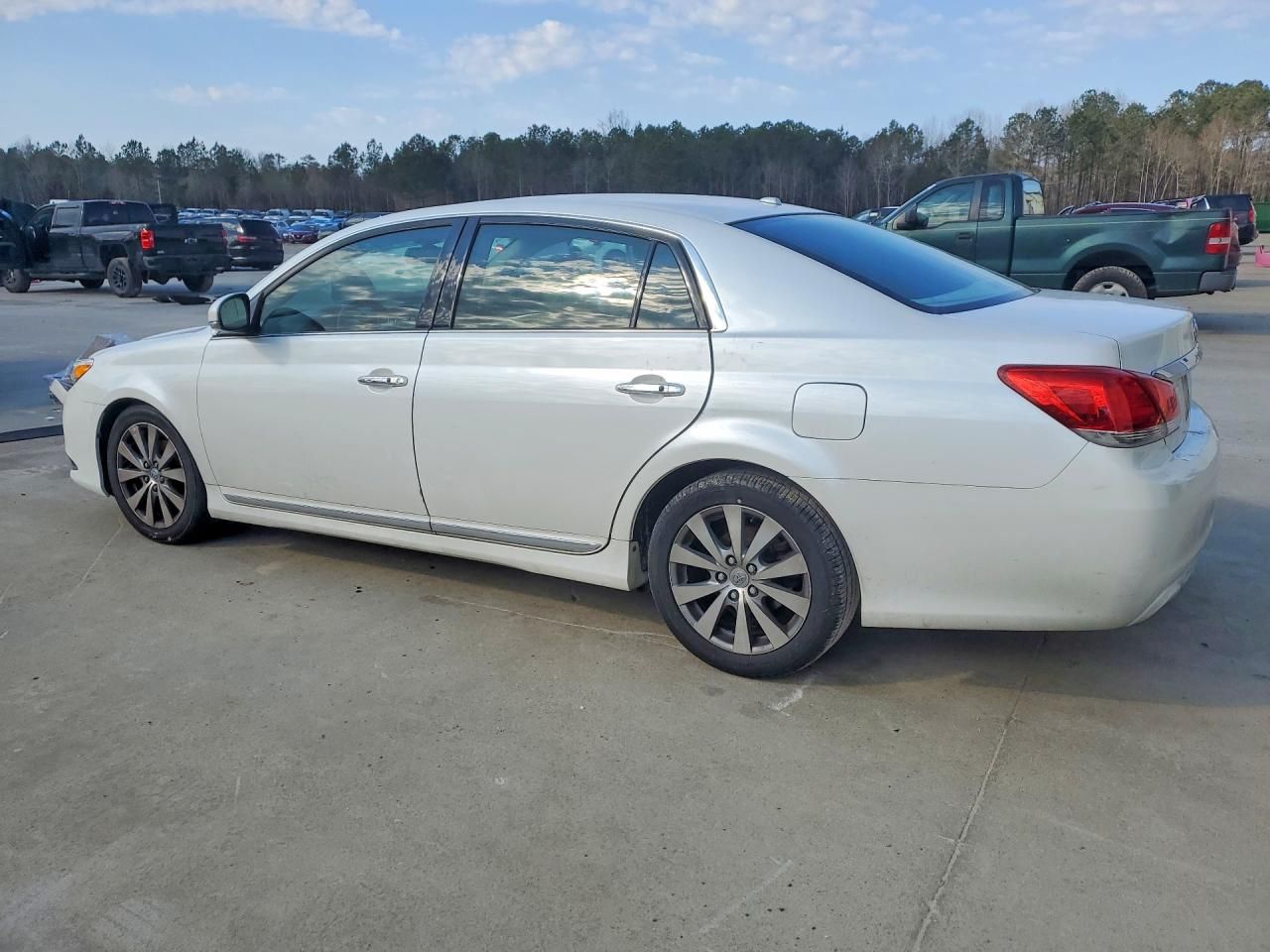 2012 Toyota Avalon Base