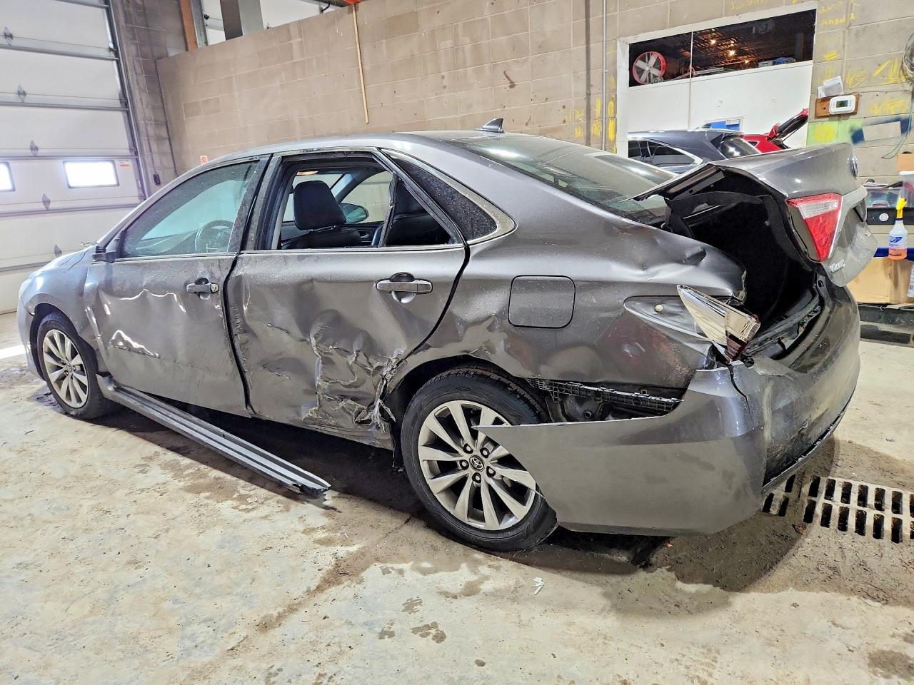 2016 Toyota Camry xle