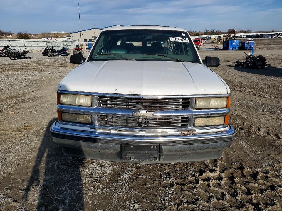 1999 Chevrolet Suburban C1500
