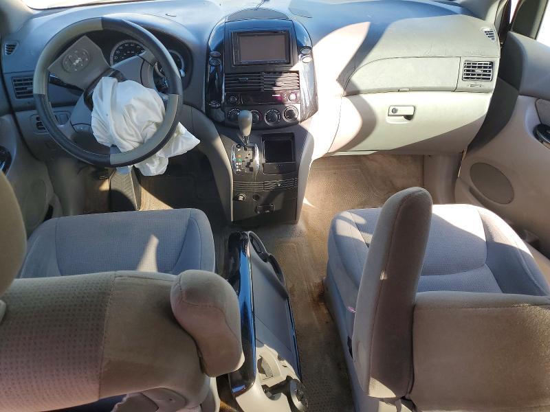 2005 Toyota Sienna le 7 Passenger