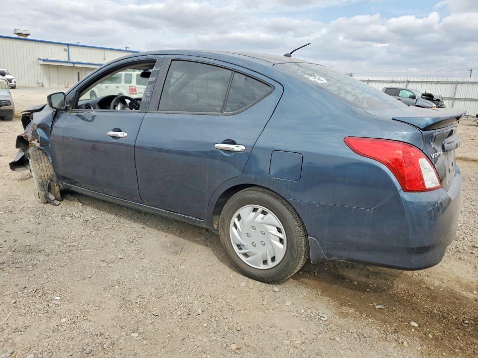 2017 Niss Versa