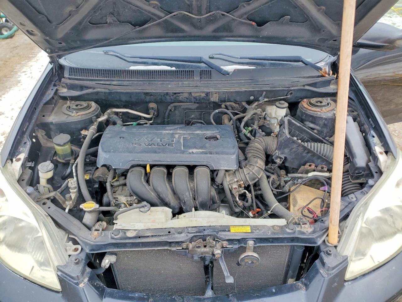 2005 Toyota Matrix Base