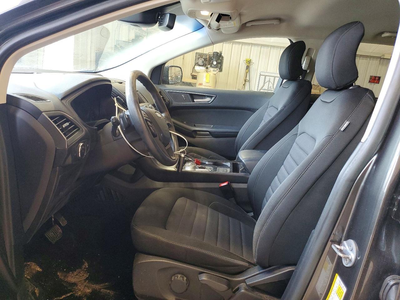 2019 Ford Edge se