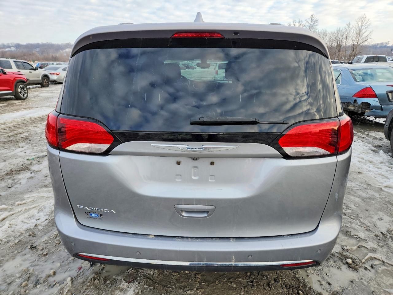 2018 Chrysler Pacifica Touring l