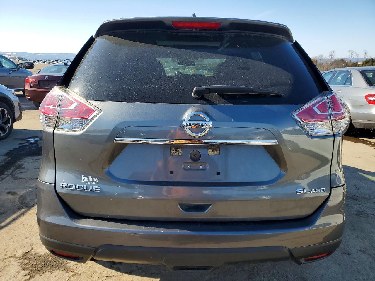 2015 Nissan Rogue s