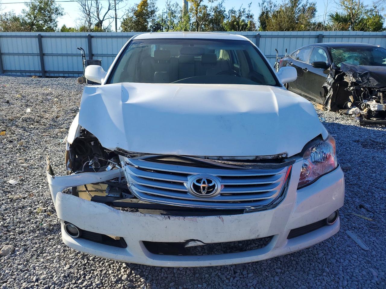 2009 Toyota Avalon