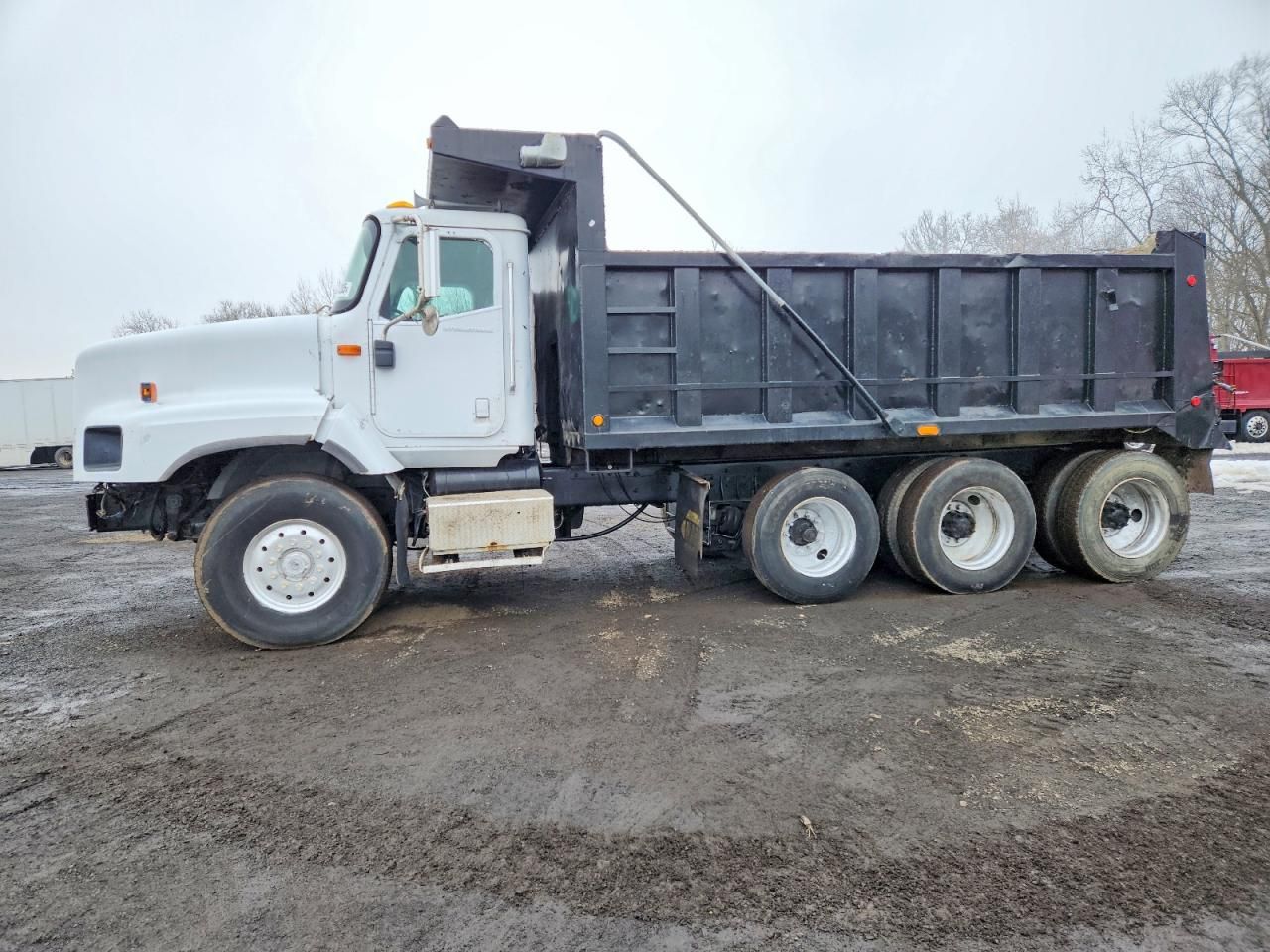2003 International 5600I Dump Truck