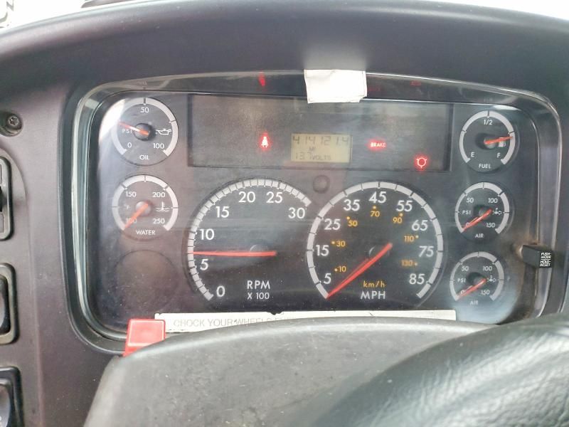 2006 Freightliner Business Class M2 Rollback tow Truck