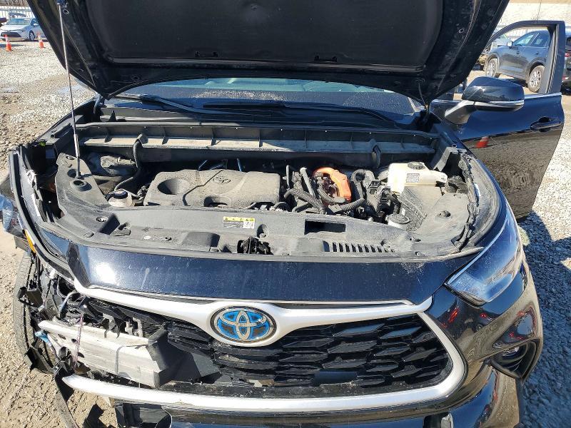 2023 Toyota Highlander Hybrid xle