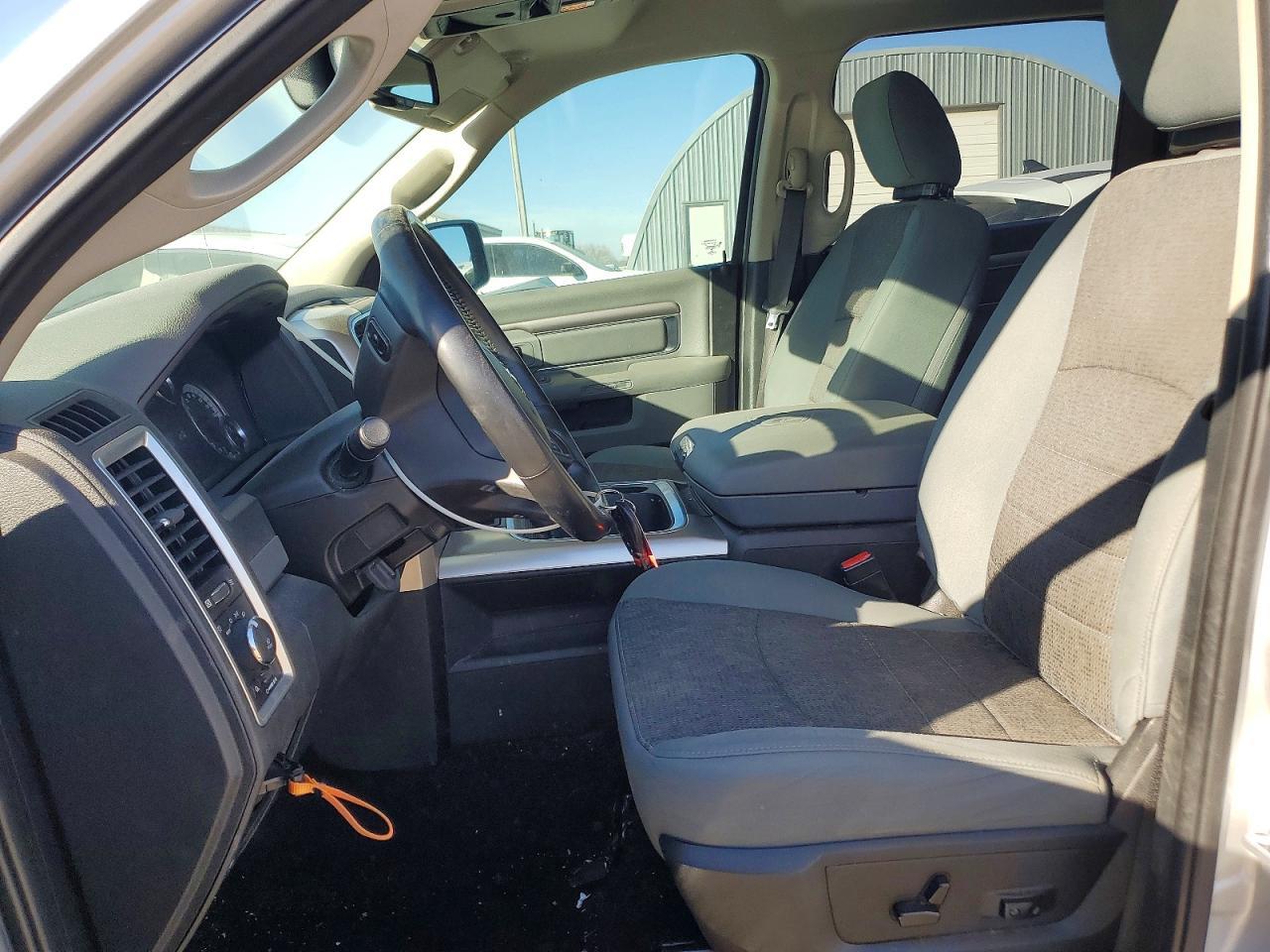 2017 Dodge Ram 1500 slt