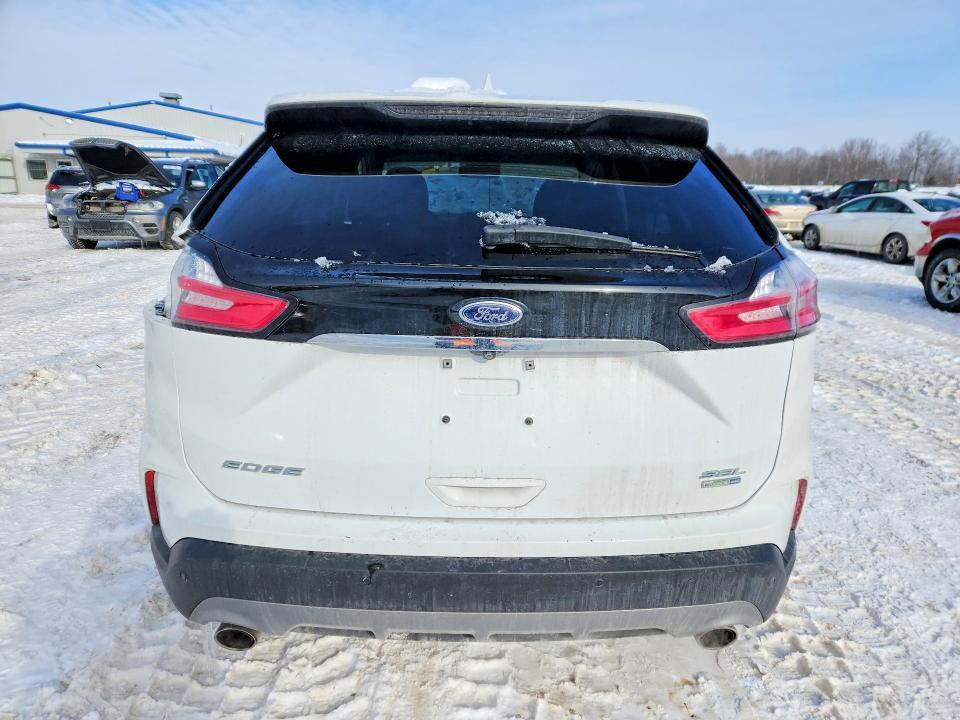 2019 Ford Edge sel