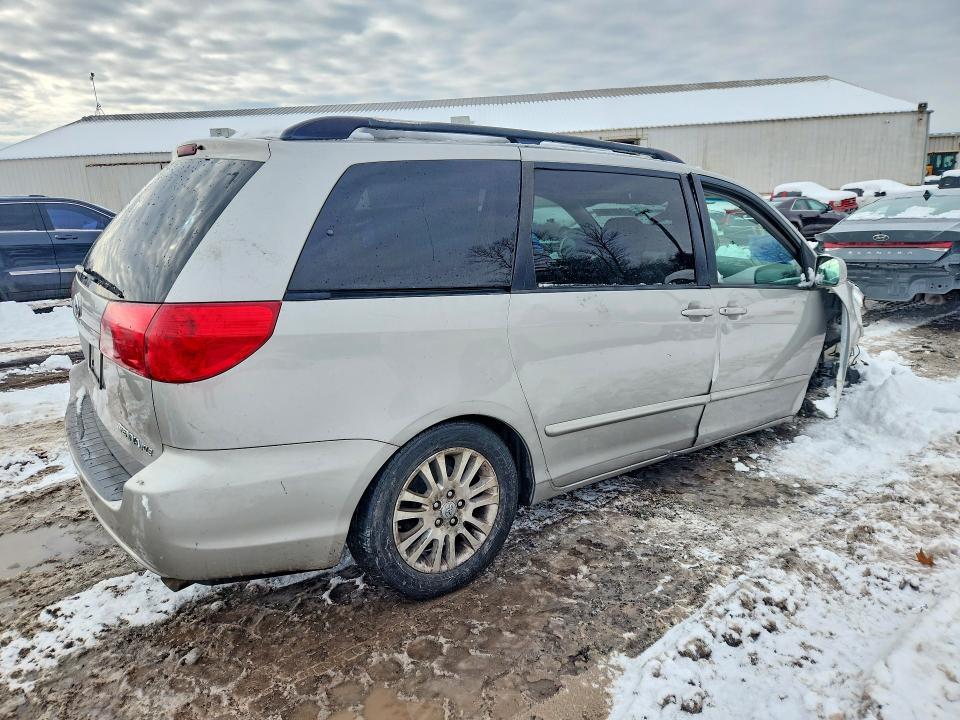 2007 Toyota Sienna xle 7-passenger