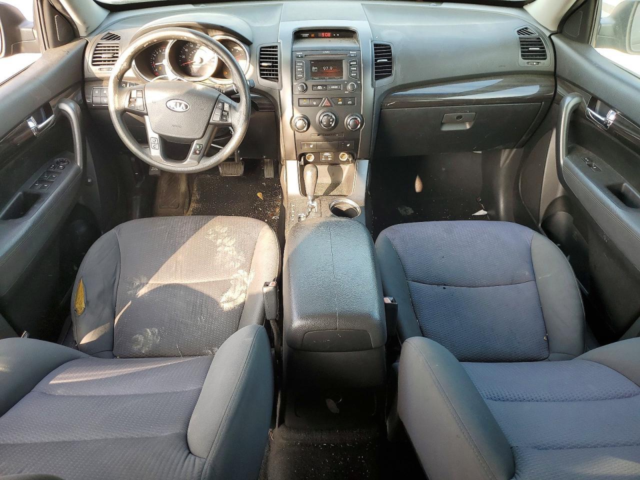 2013 KIA Sorento lx