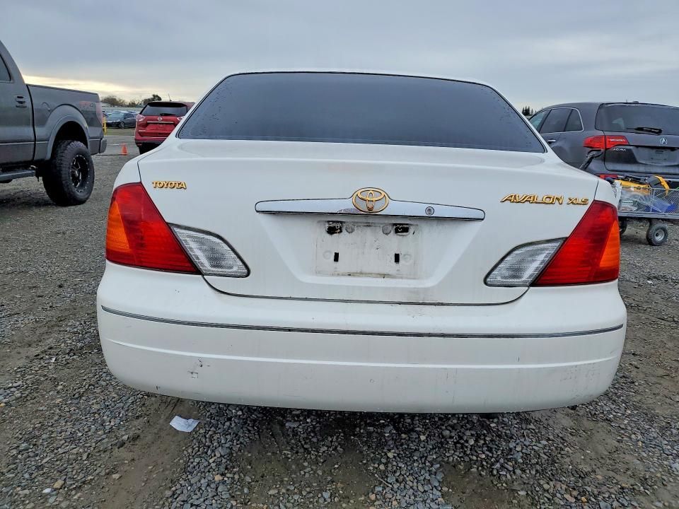2000 Toyota Avalon xl