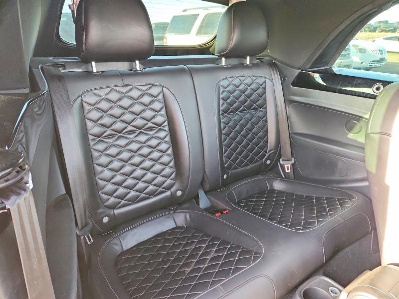2019 Volkswagen Beetle s