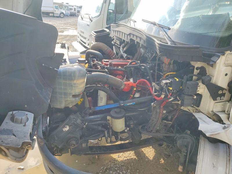 2017 International 4300 BOX Truck