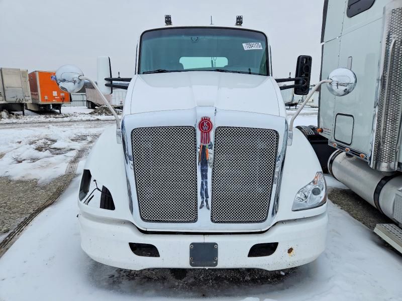 2014 Kenworth Construction T680
