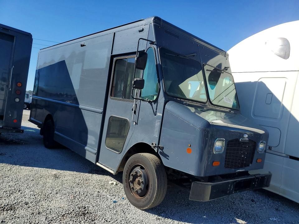 2020 Freightliner Mt45 Chassis Delivery Truck