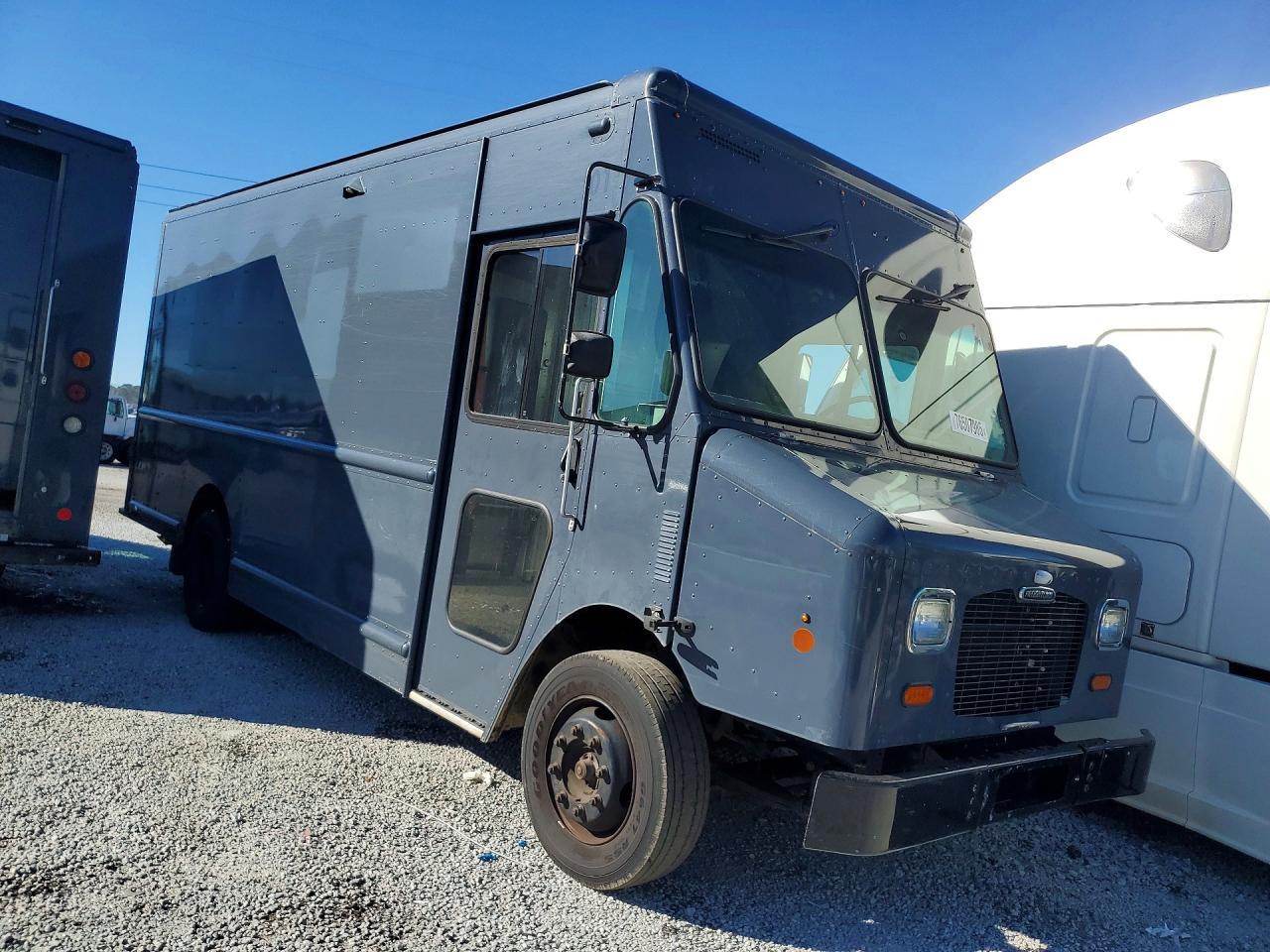 2020 Freightliner MT45 Chassis Delivery Truck