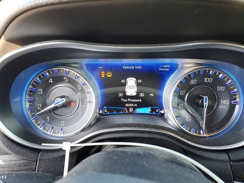 2022 Chrysler 300 Touring