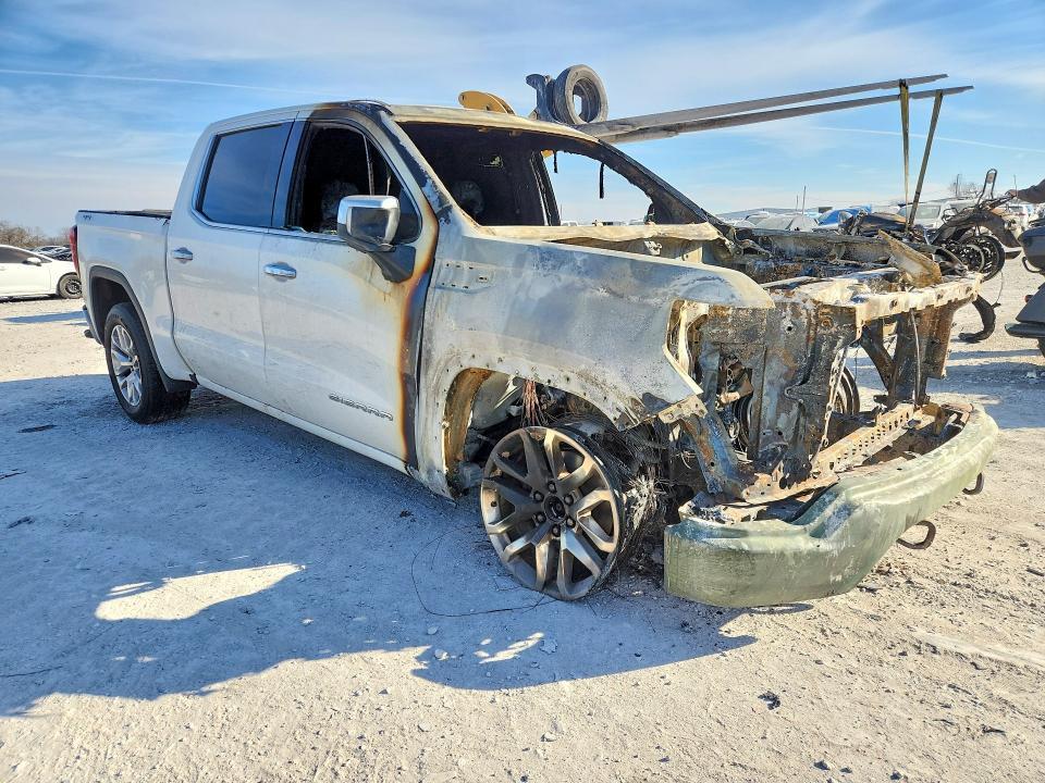 2020 GMC Sierra K1500 slt