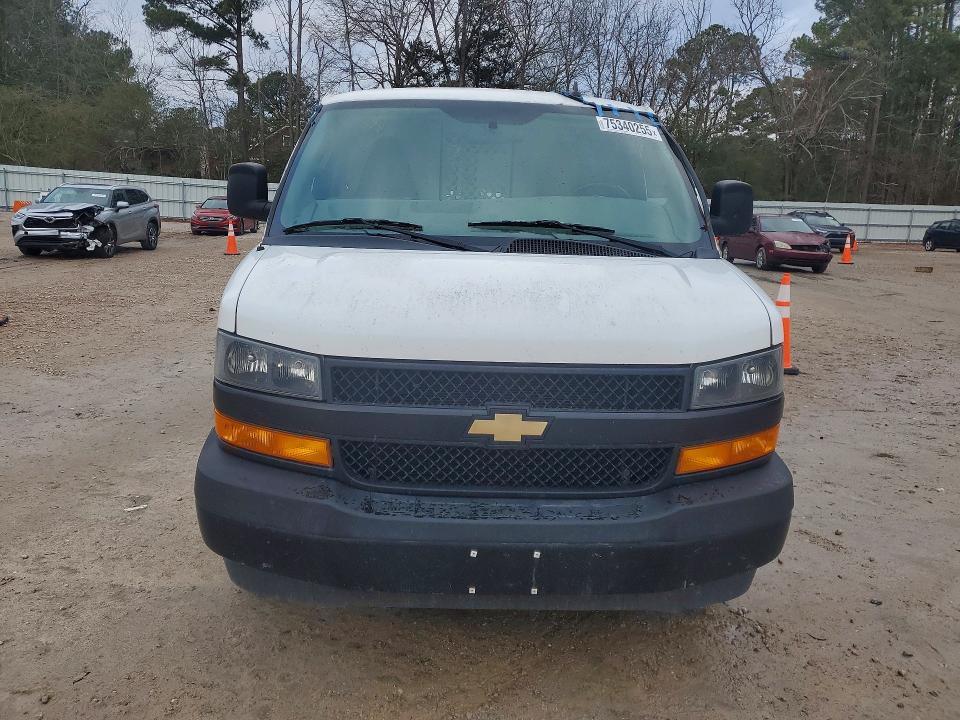 2021 Chevrolet Express G2500