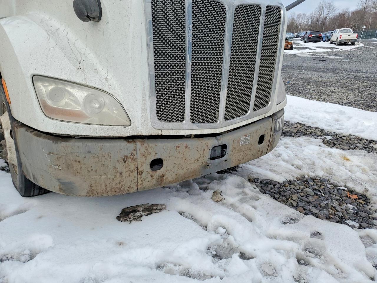2016 Peterbilt 579 Semi Truck