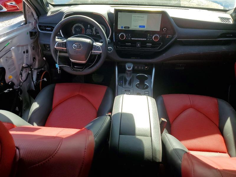 2025 Toyota Highlander xse