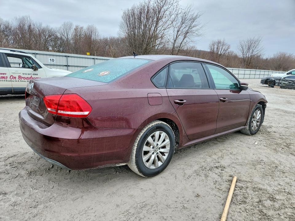 2013 Volkswagen Passat s