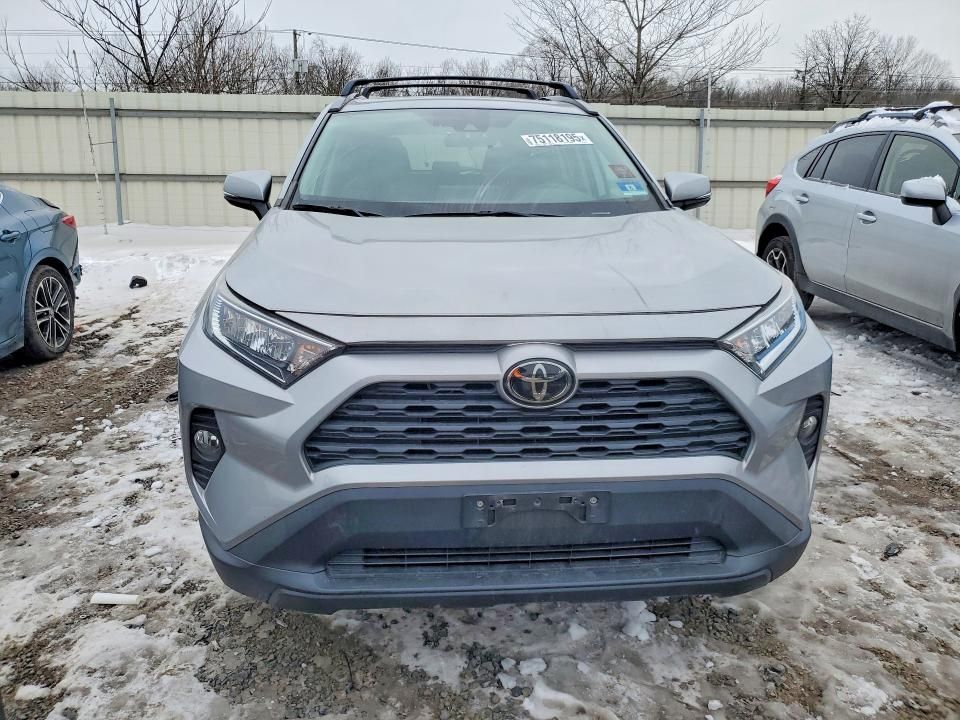 2020 Toyota Rav4 xle Premium