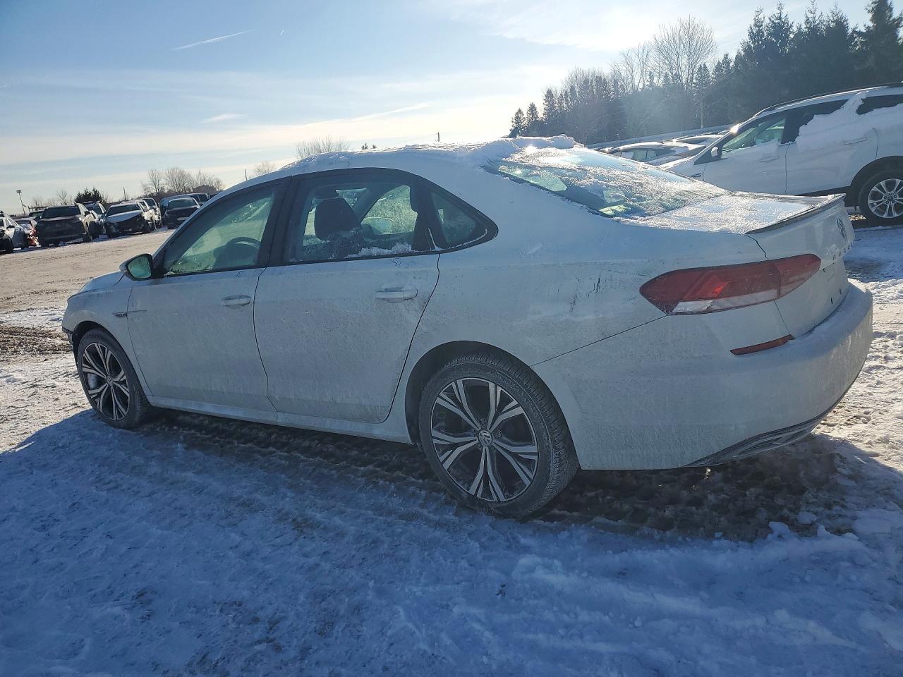 2020 Volkswagen Passat Execline W/ R-line