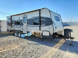 Salvage trucks for sale at Cahokia Heights, IL auction: 2018 Foresriver 2018 Forest River Avenger Camper