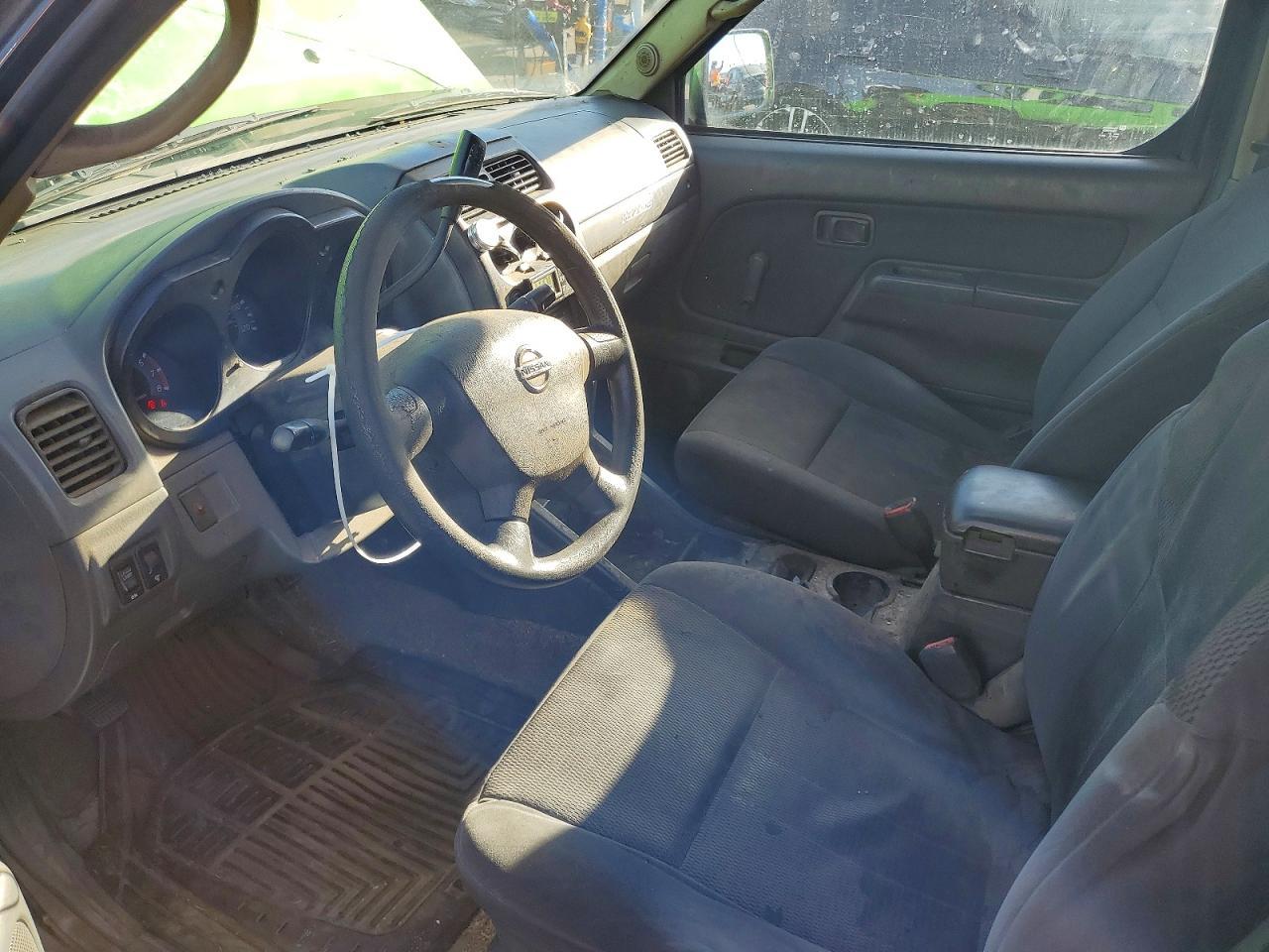 2002 Nissan Frontier Standard