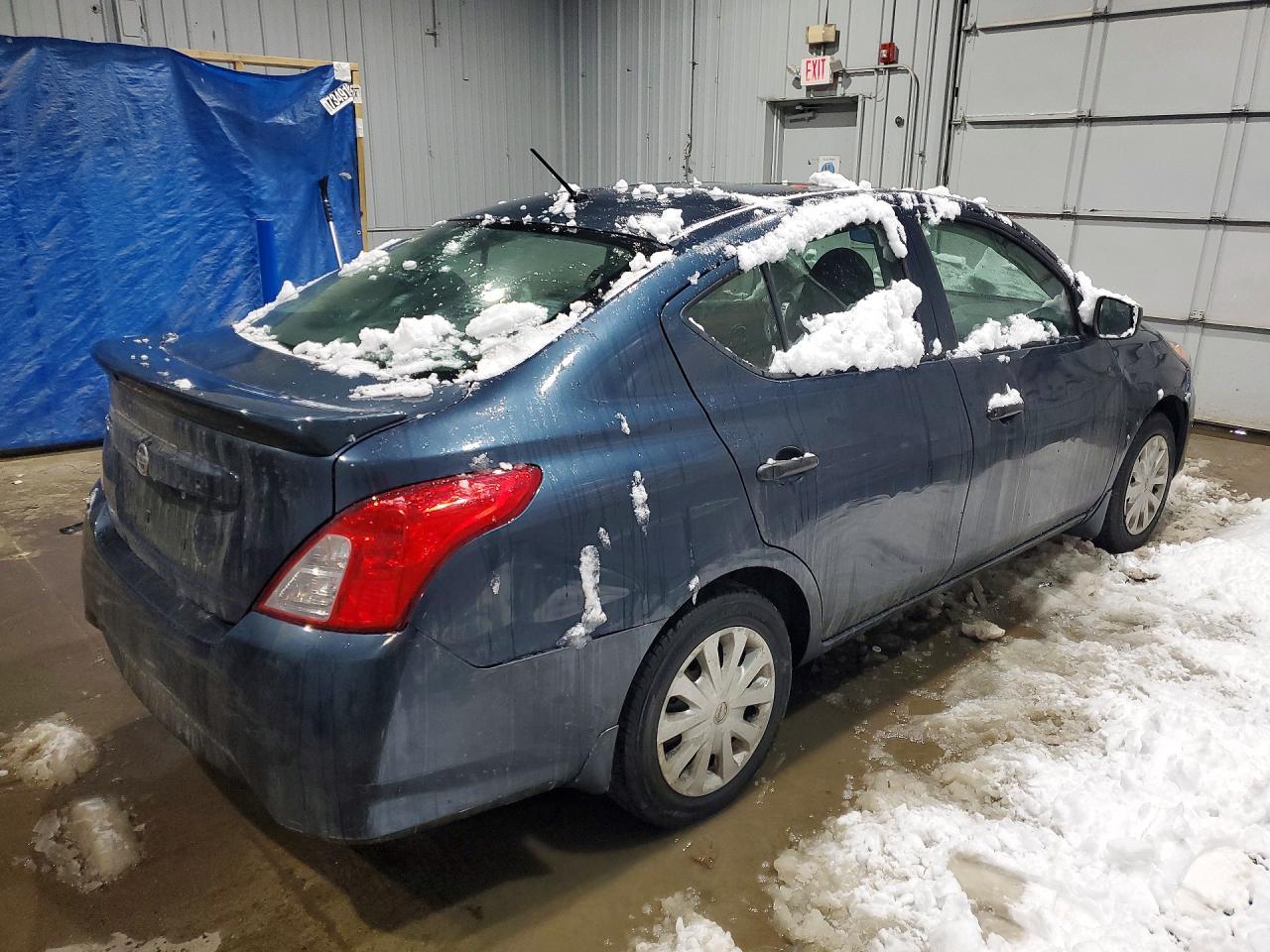 2017 Niss Versa 1.6 s Plus