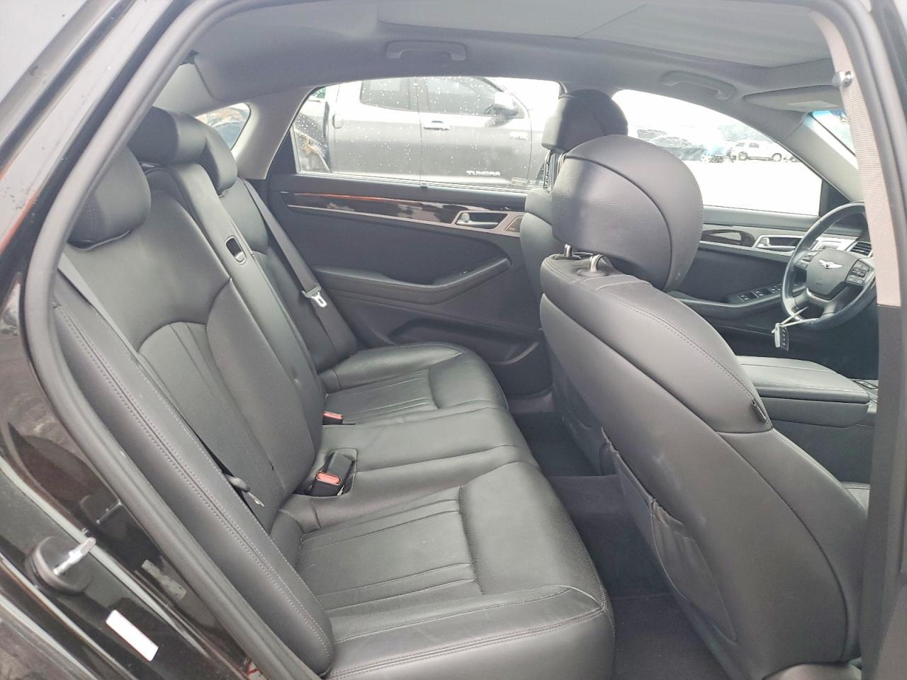 2018 Genesis G80 Base