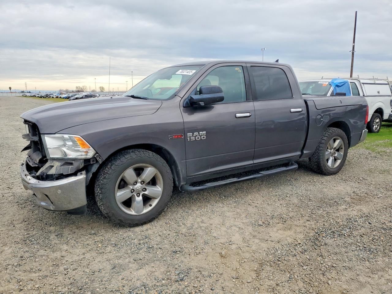 2015 Dodge RAM 1500 SLT